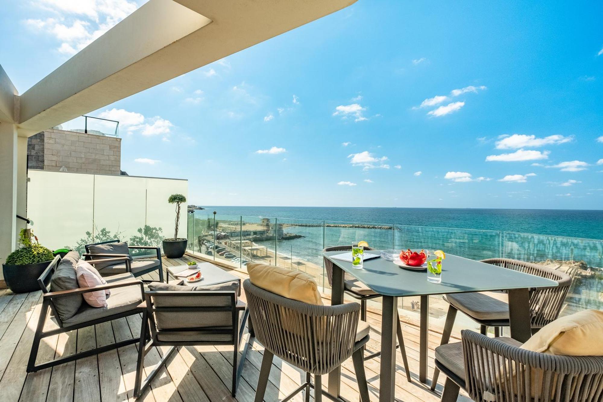Penthouse 3Br + Roof Top + Parking - On The Beach Haifa Luaran gambar