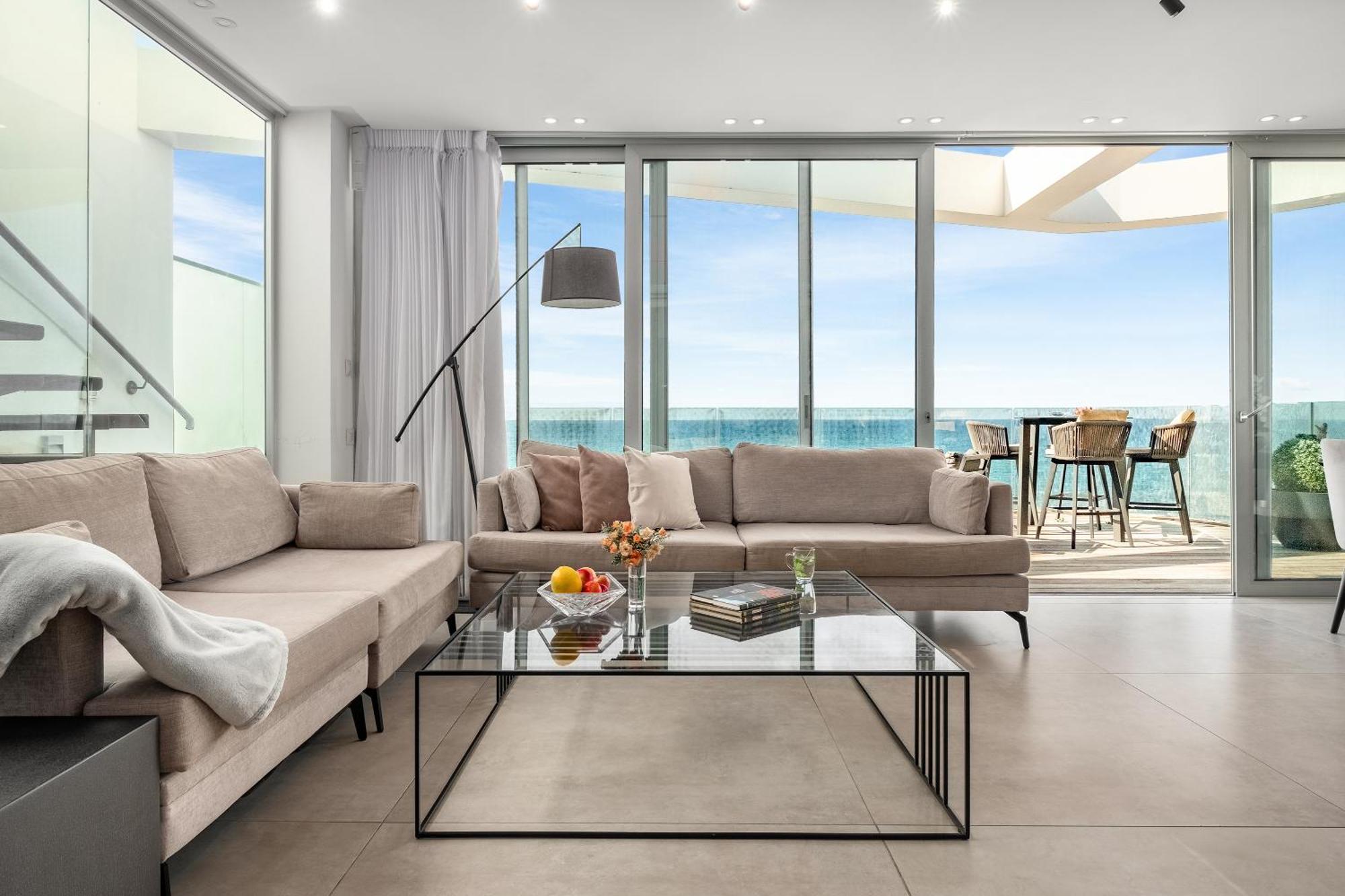 Penthouse 3Br + Roof Top + Parking - On The Beach Haifa Luaran gambar