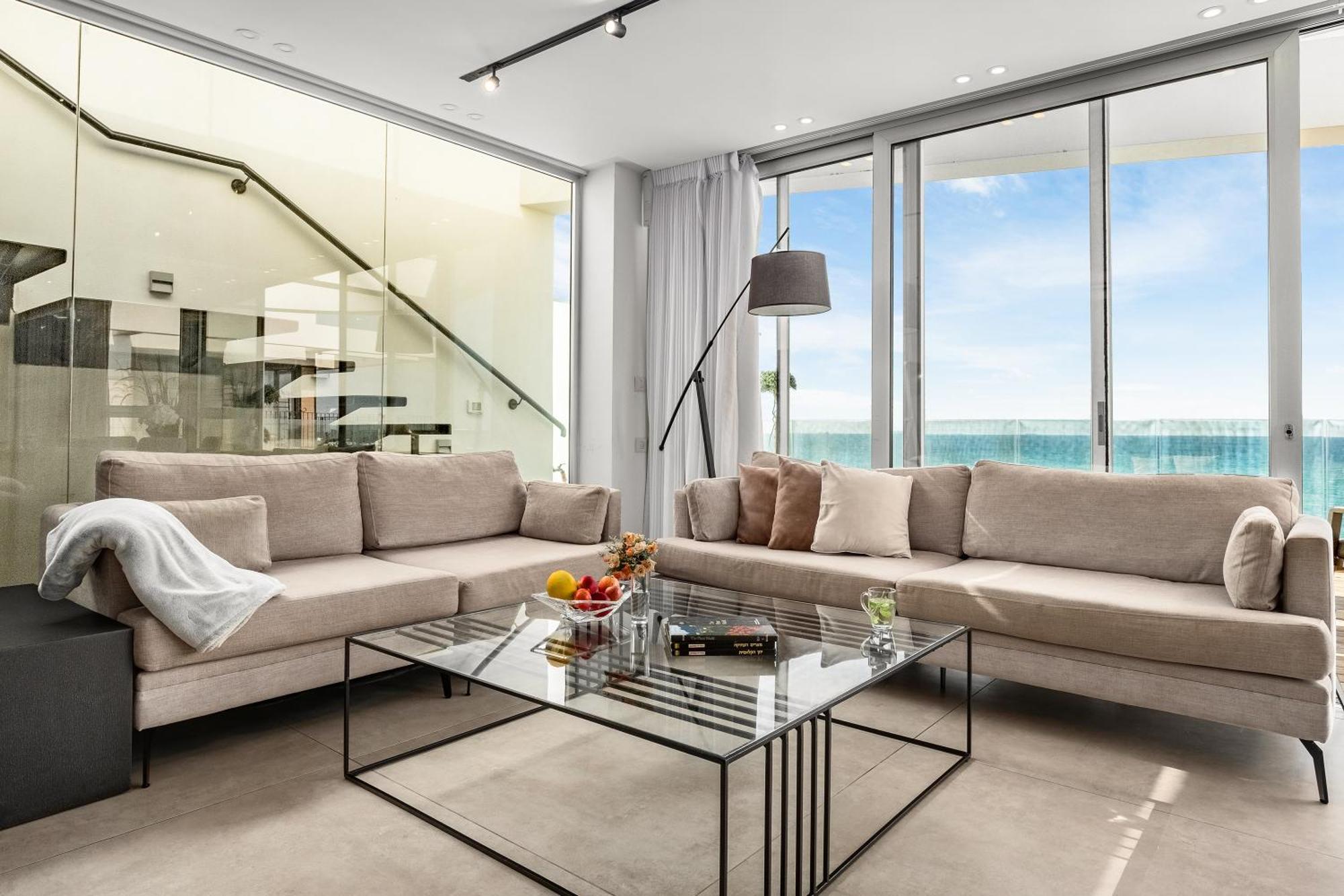 Penthouse 3Br + Roof Top + Parking - On The Beach Haifa Luaran gambar