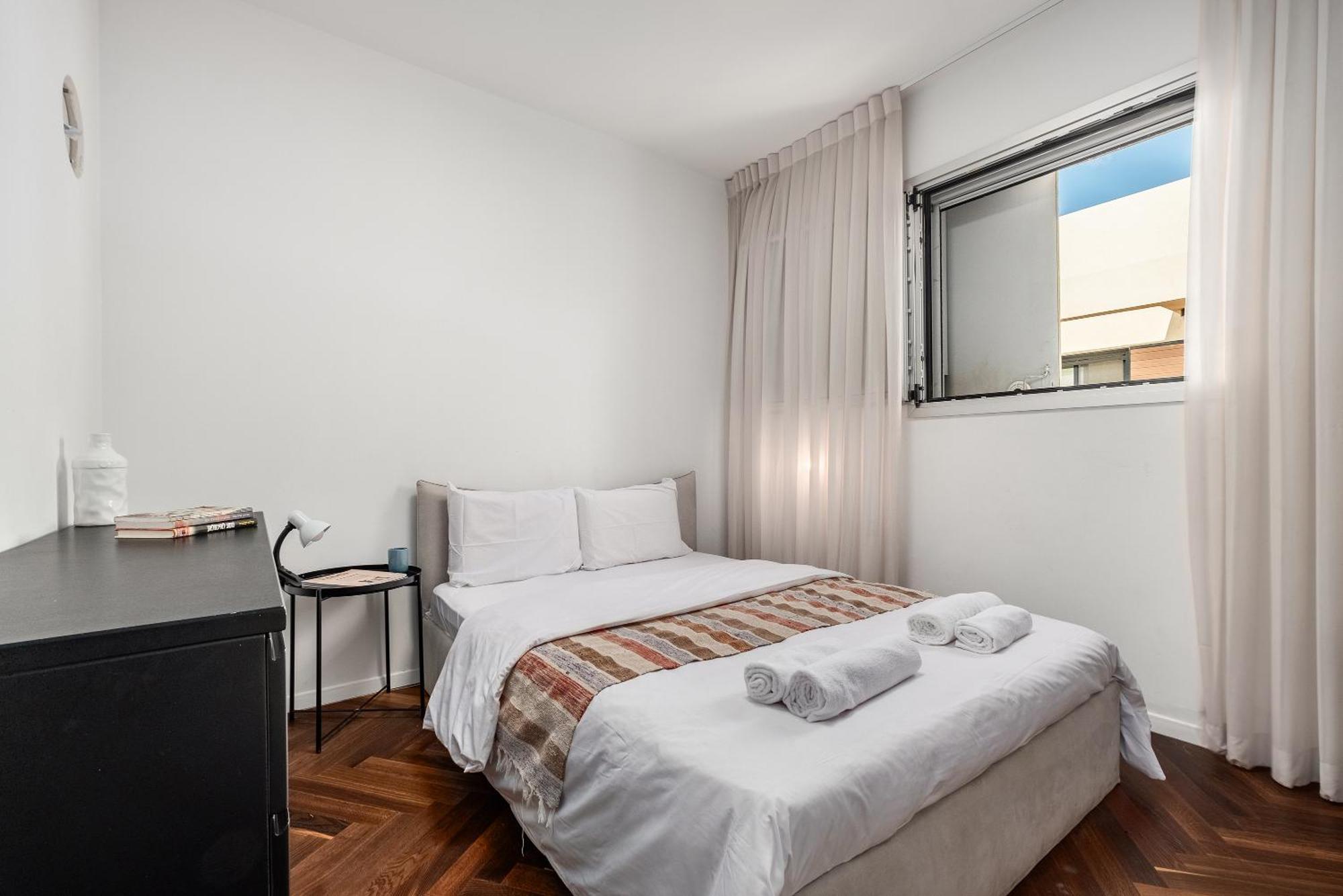 Penthouse 3Br + Roof Top + Parking - On The Beach Haifa Luaran gambar